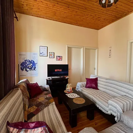 Hébergement de vacances Moodhaus - Garden Escape Shkodër