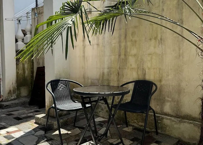 Moodhaus - Garden Escape